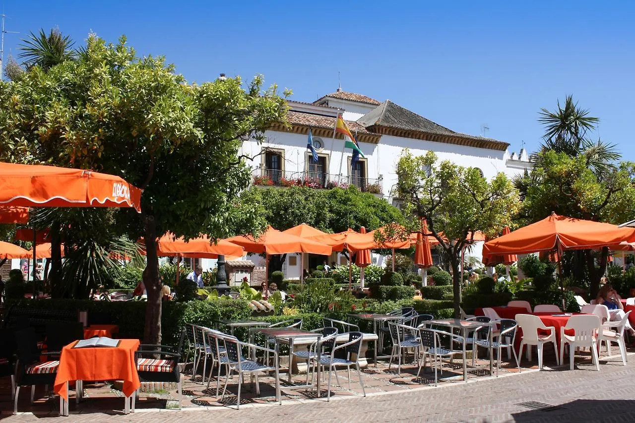 Hostel Bohemia Marbella Hotel